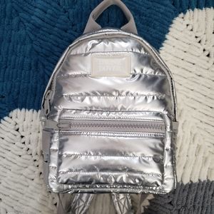 EUC Dagne Dover Small Silver Puff Dakota